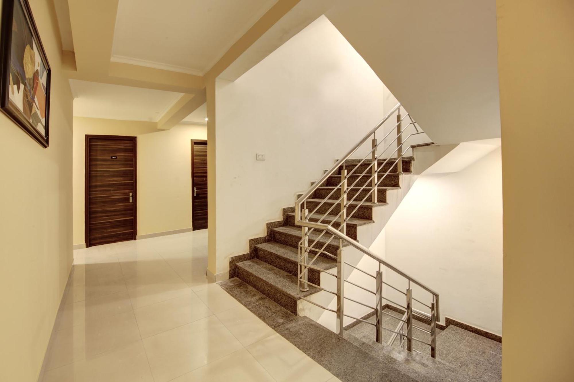 Limewood Stay - Executive Huda City Center 古尔冈 外观 照片
