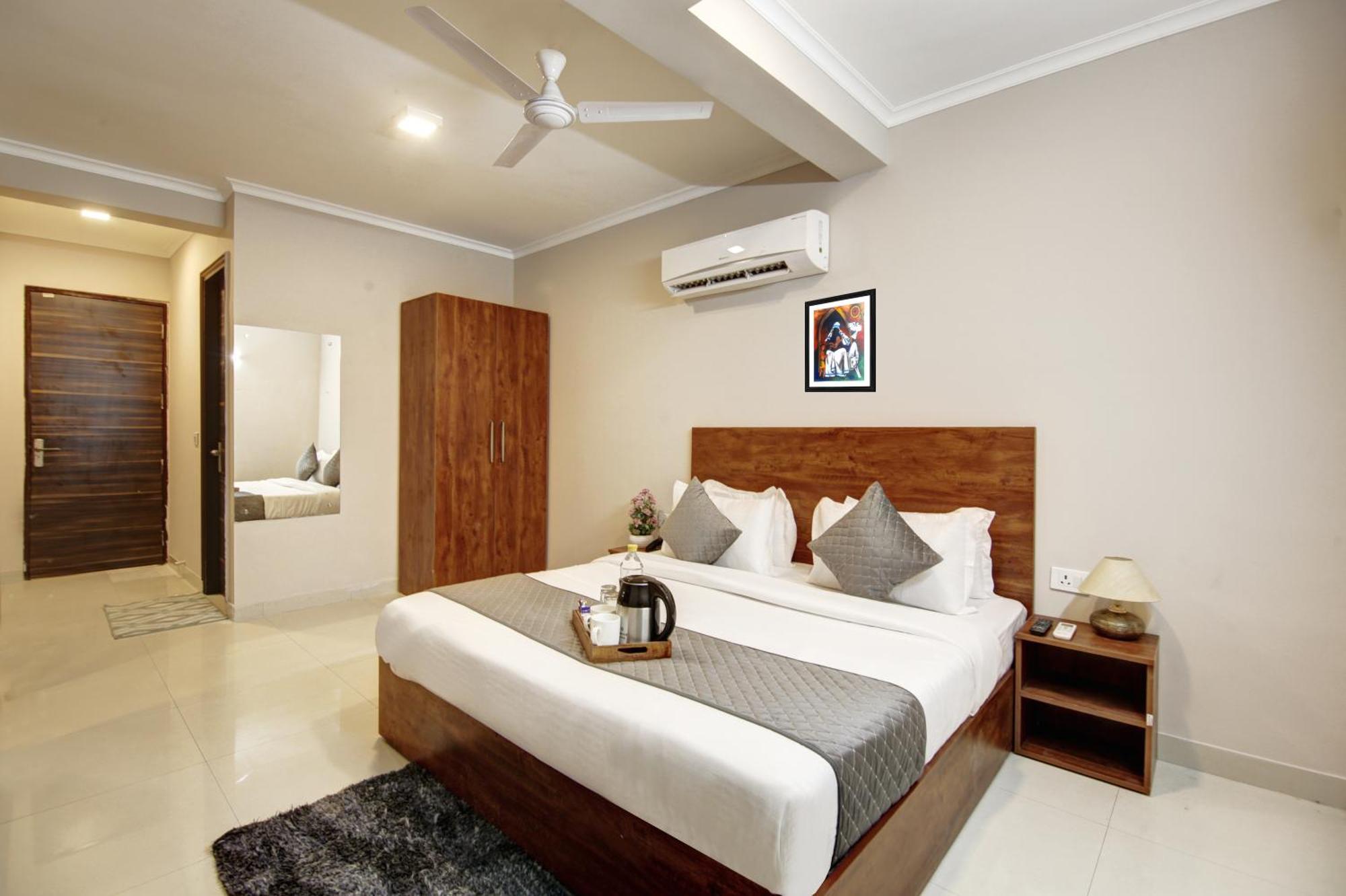 Limewood Stay - Executive Huda City Center 古尔冈 外观 照片