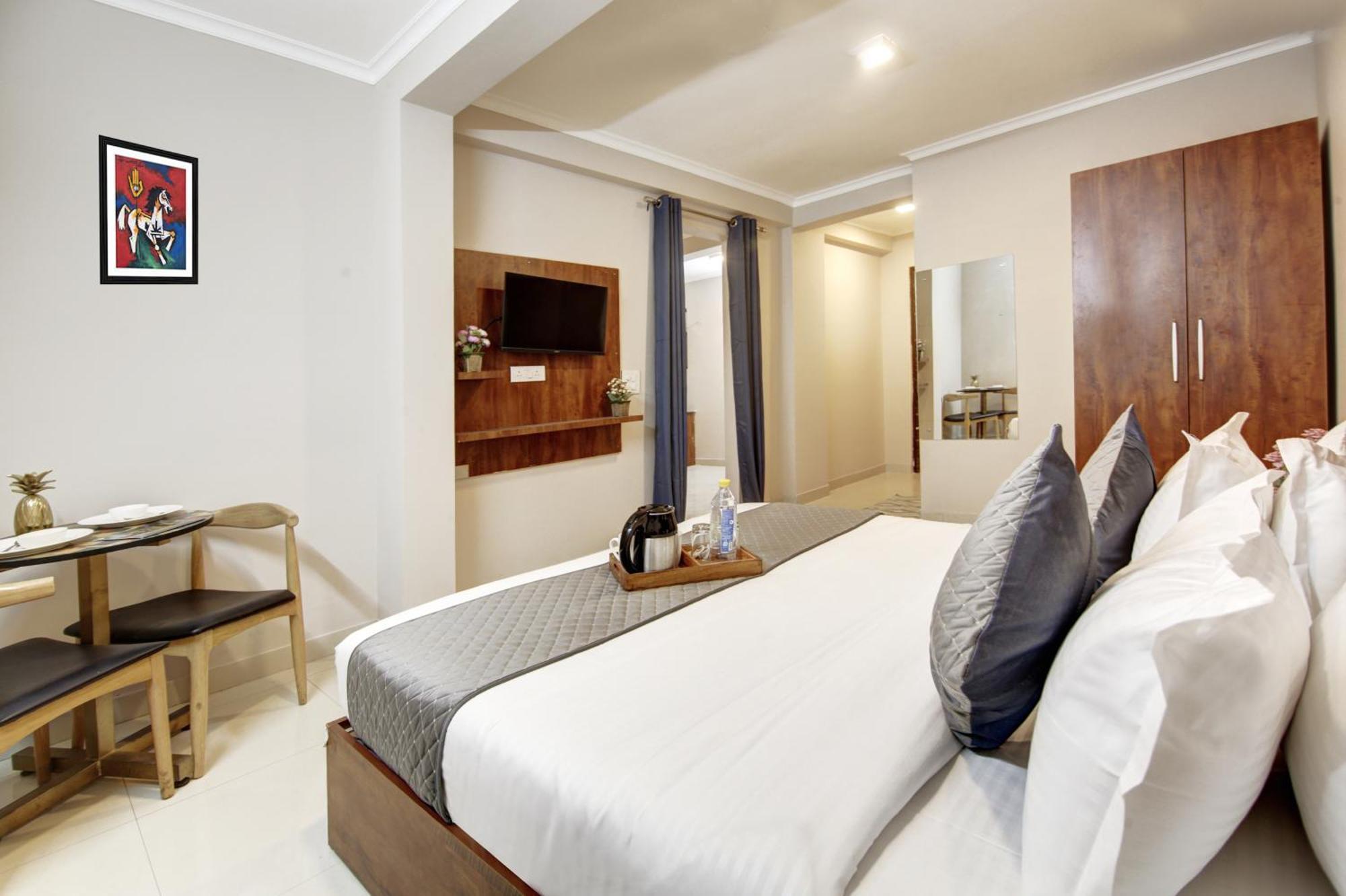 Limewood Stay - Executive Huda City Center 古尔冈 外观 照片